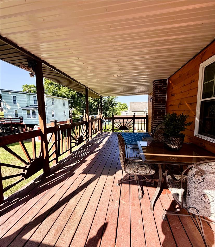 130 Bridge Street Property Photo 7