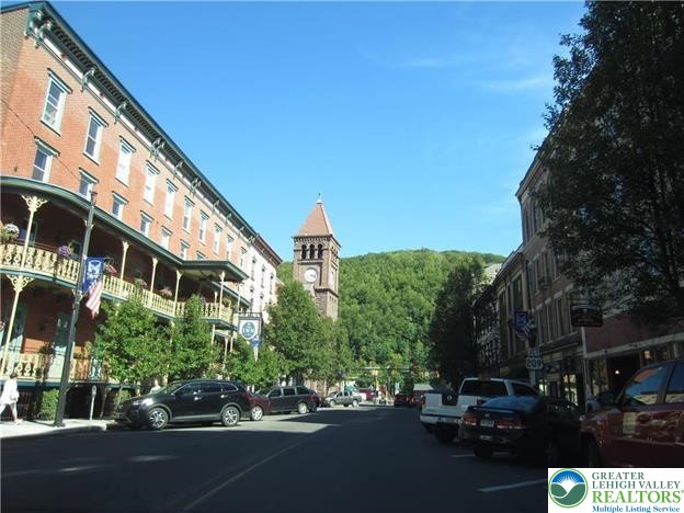 130 Bridge Street Property Photo 49