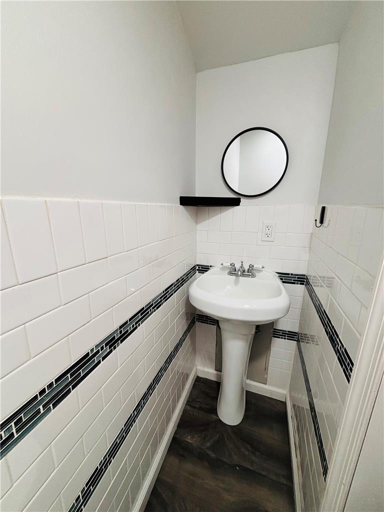 204 Limestone Street Property Photo 11