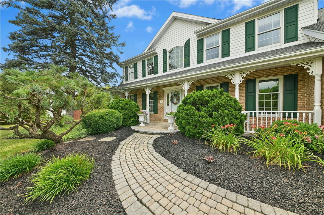1830 Pear Court Property Photo 3