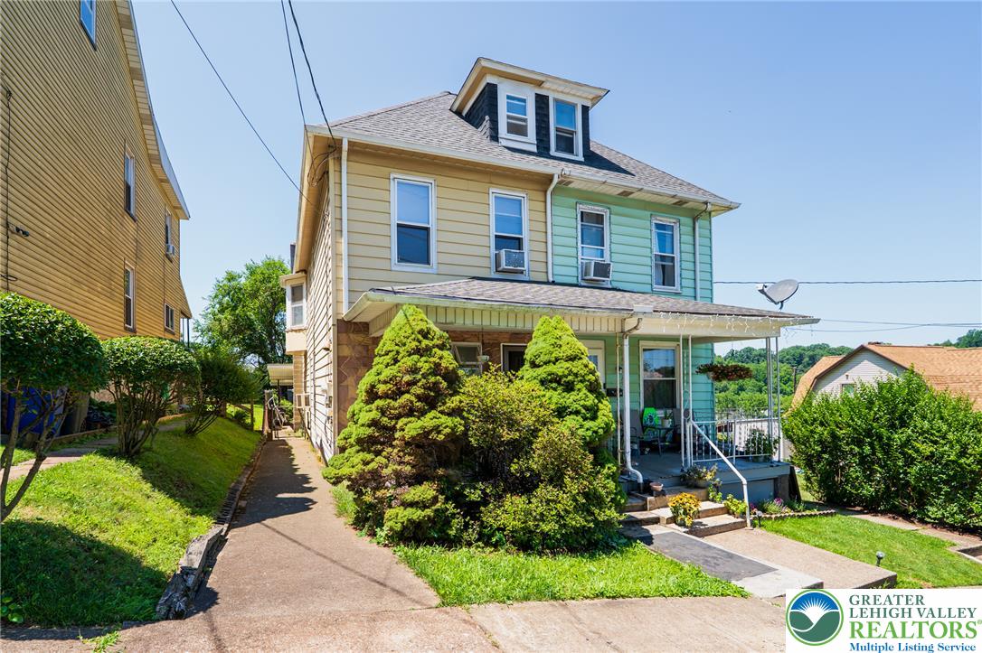 56 North 17th Street Property Photo 1