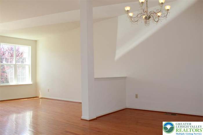 183 Redclover Lane Property Photo 6