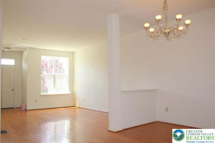 183 Redclover Lane Property Photo 7