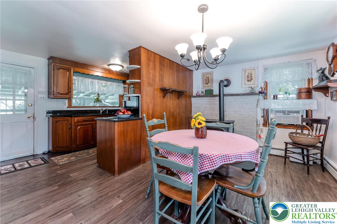 210 Snyders Road Property Photo 20