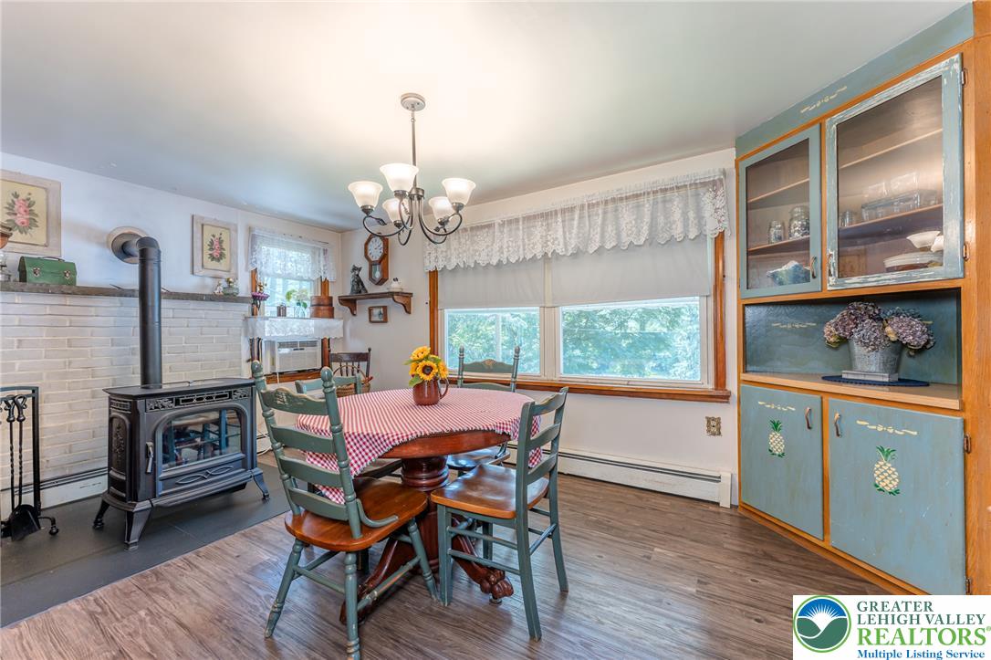210 Snyders Road Property Photo 21