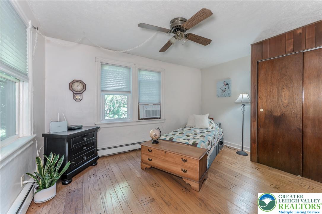 210 Snyders Road Property Photo 27
