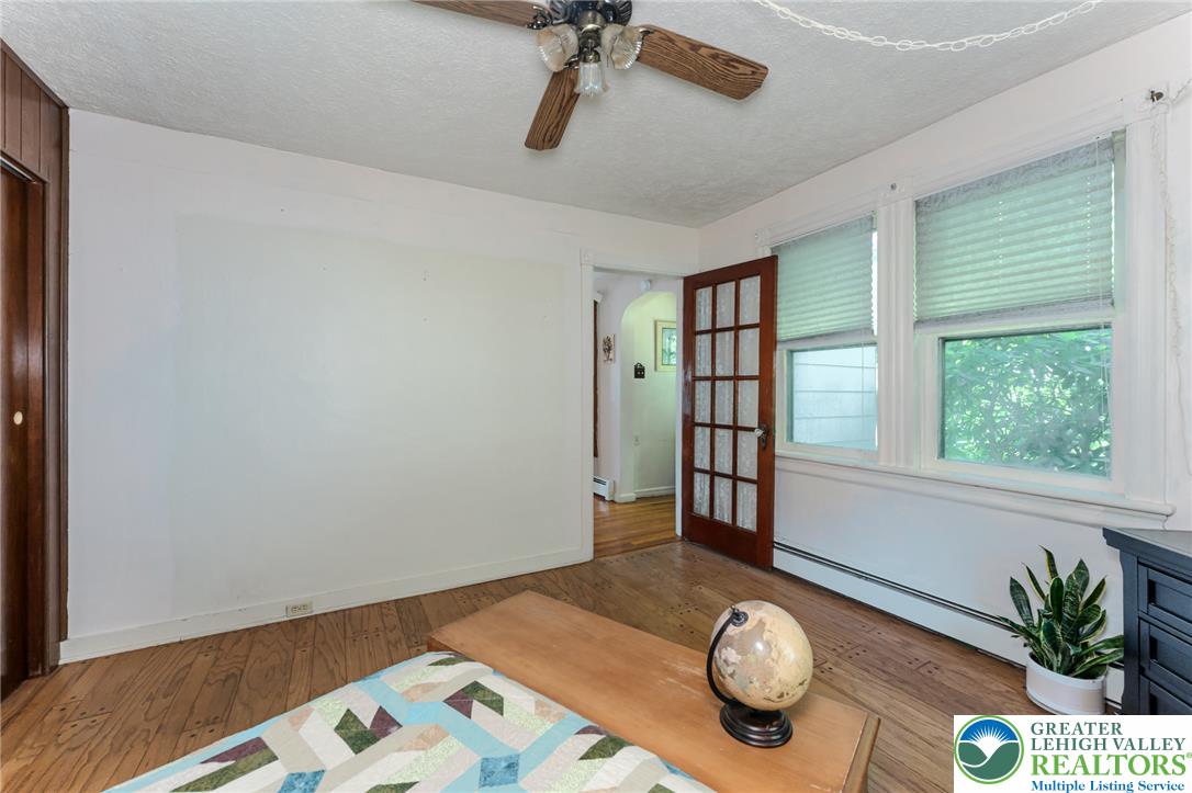210 Snyders Road Property Photo 29