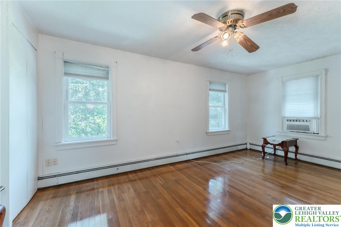210 Snyders Road Property Photo 36