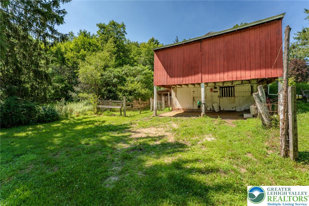 210 Snyders Road Property Photo 46