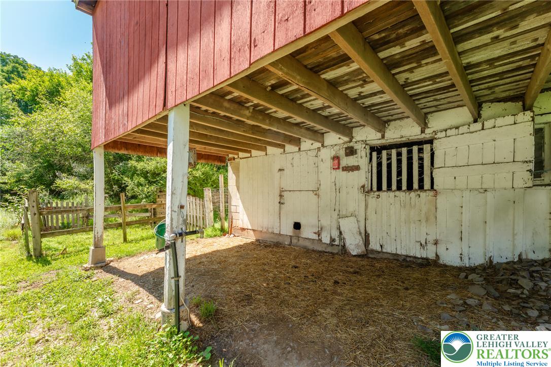 210 Snyders Road Property Photo 47