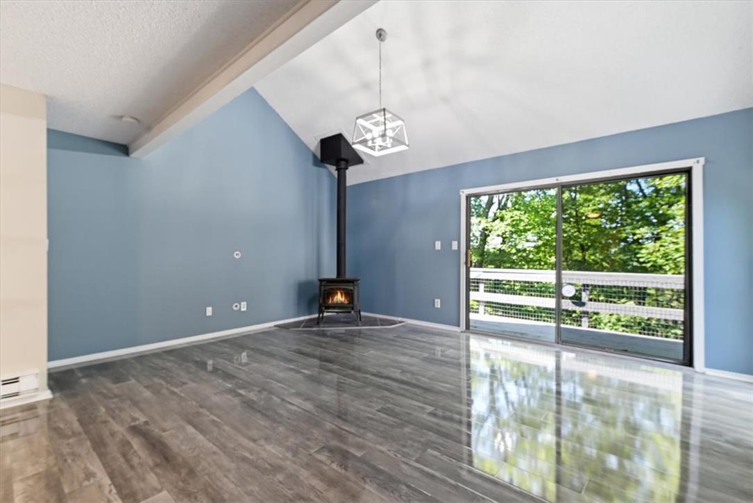 126 Cross Country Lane Property Photo 8