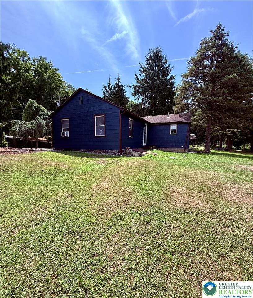1988 Herbert Avenue Property Photo 7