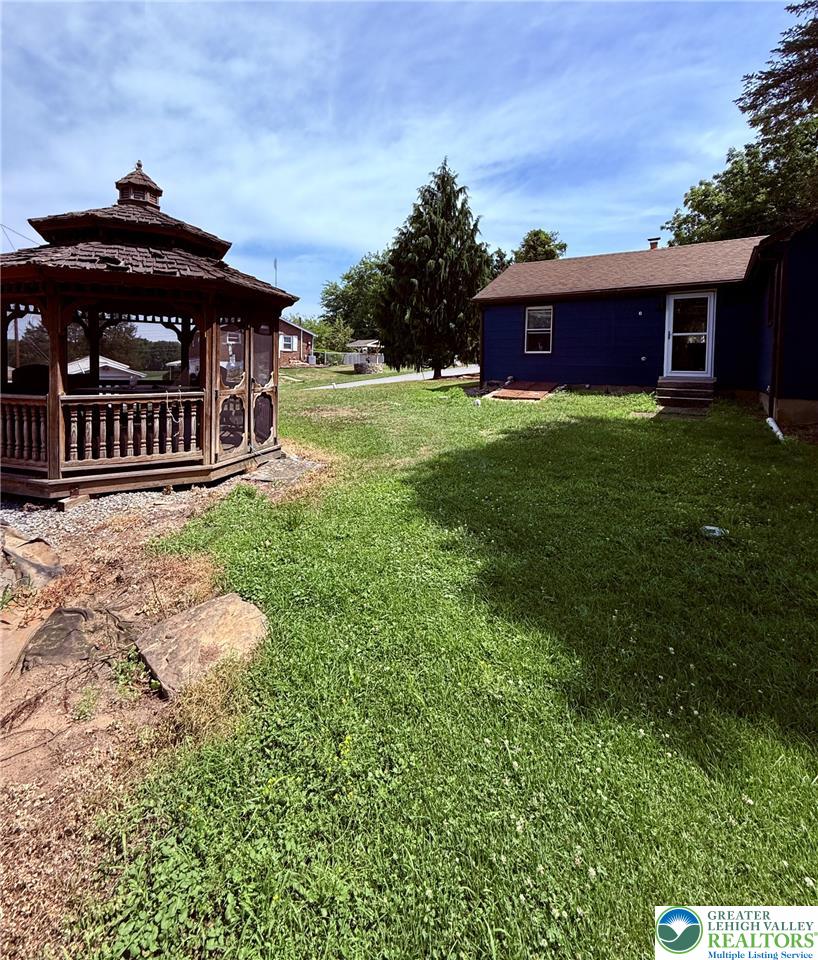 1988 Herbert Avenue Property Photo 16