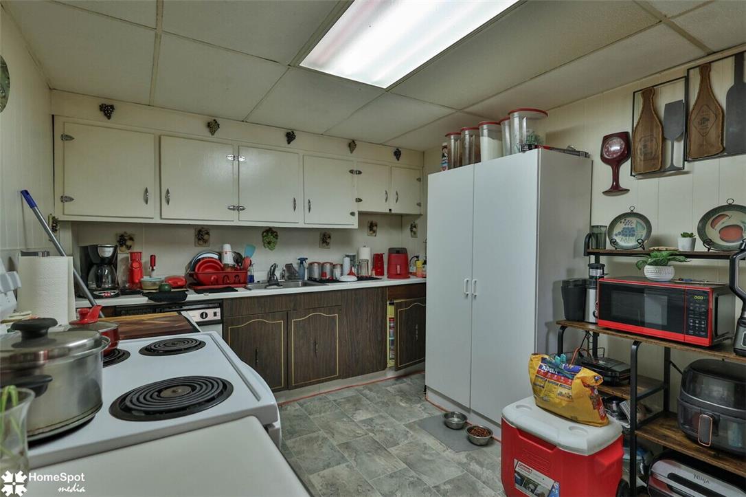 682 Hayes Street Property Photo 27