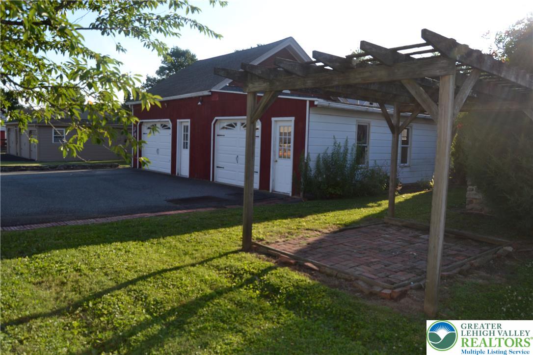 523 Main Street Property Photo 13