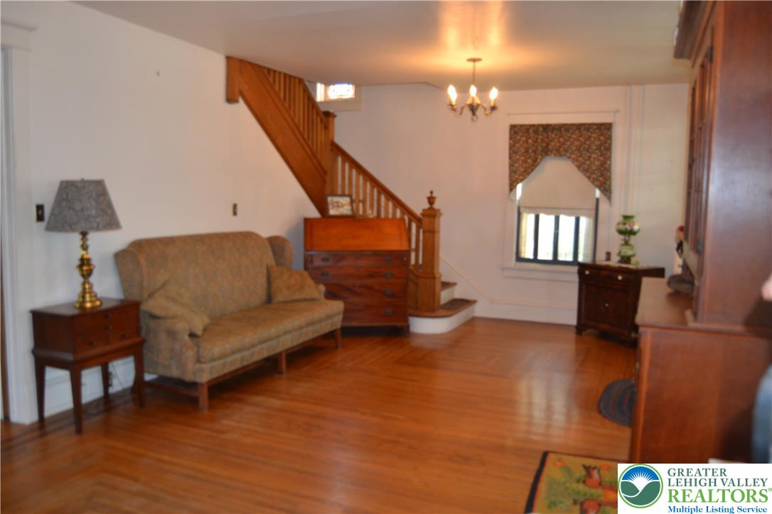 523 Main Street Property Photo 22