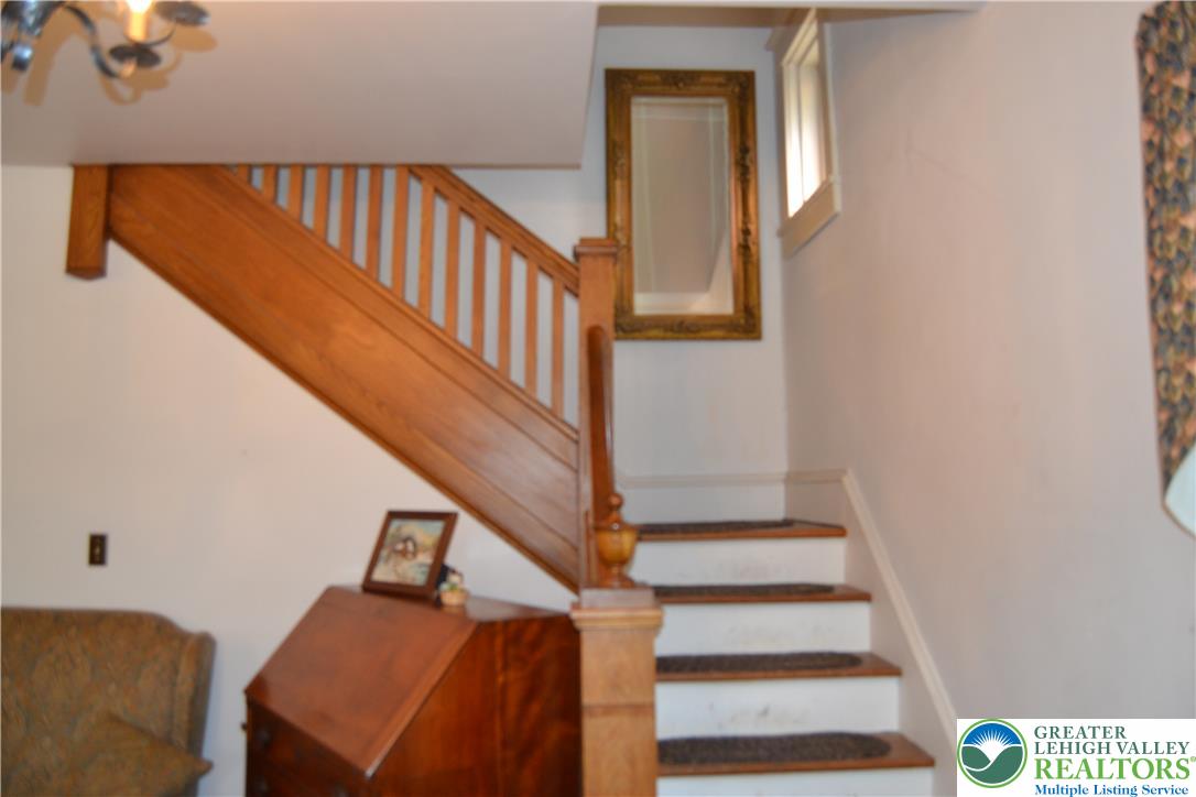 523 Main Street Property Photo 23