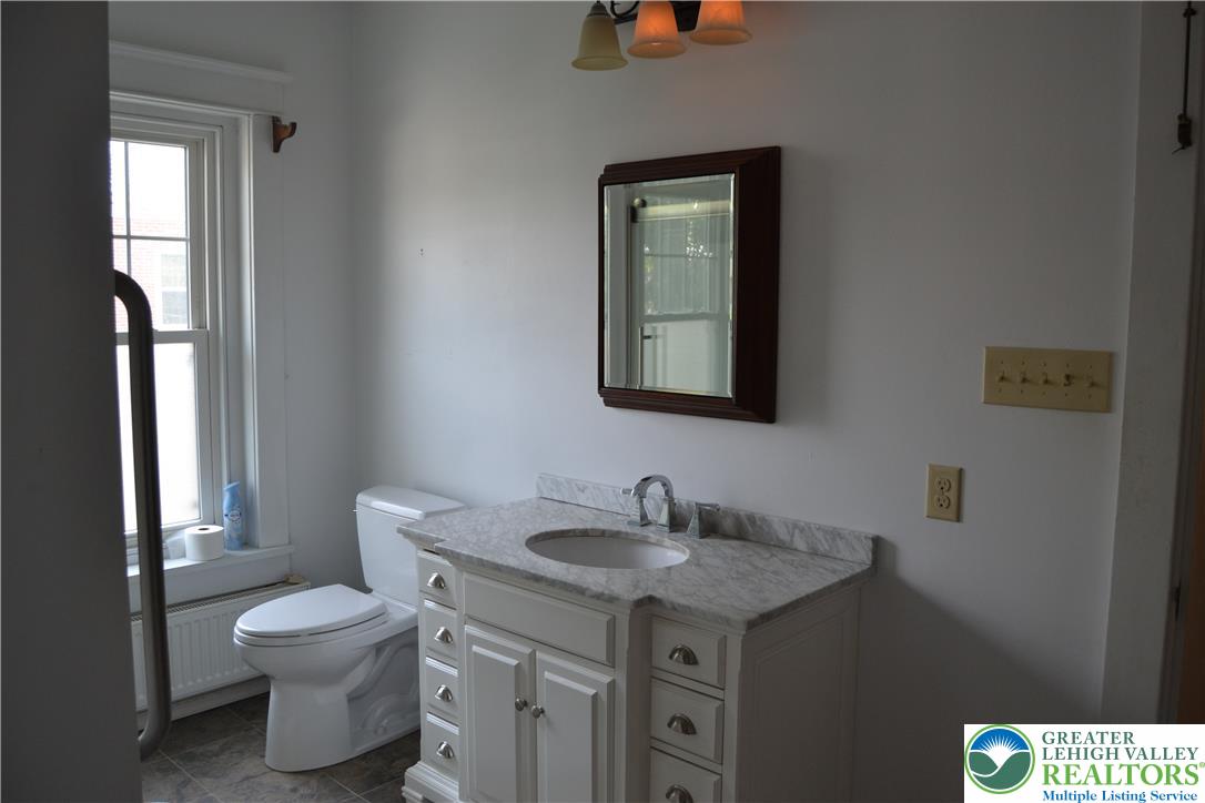 523 Main Street Property Photo 34