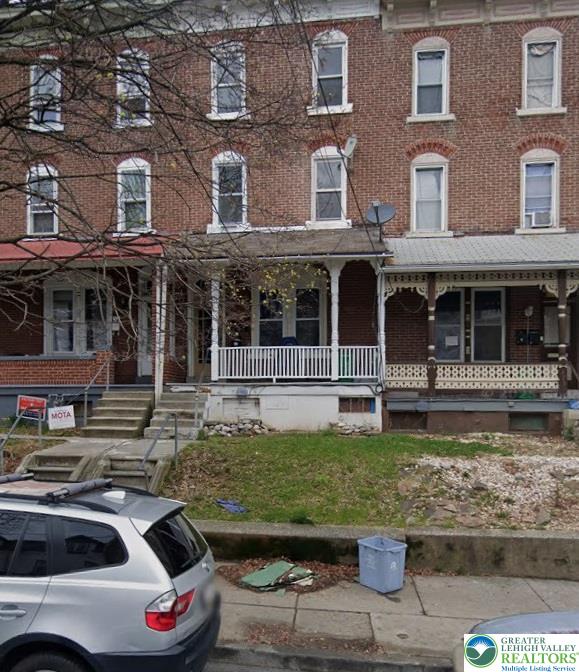 425 West Liberty Street 2 Property Photo 1