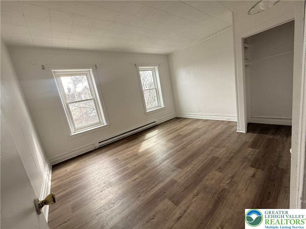 425 West Liberty Street 2 Property Photo 3