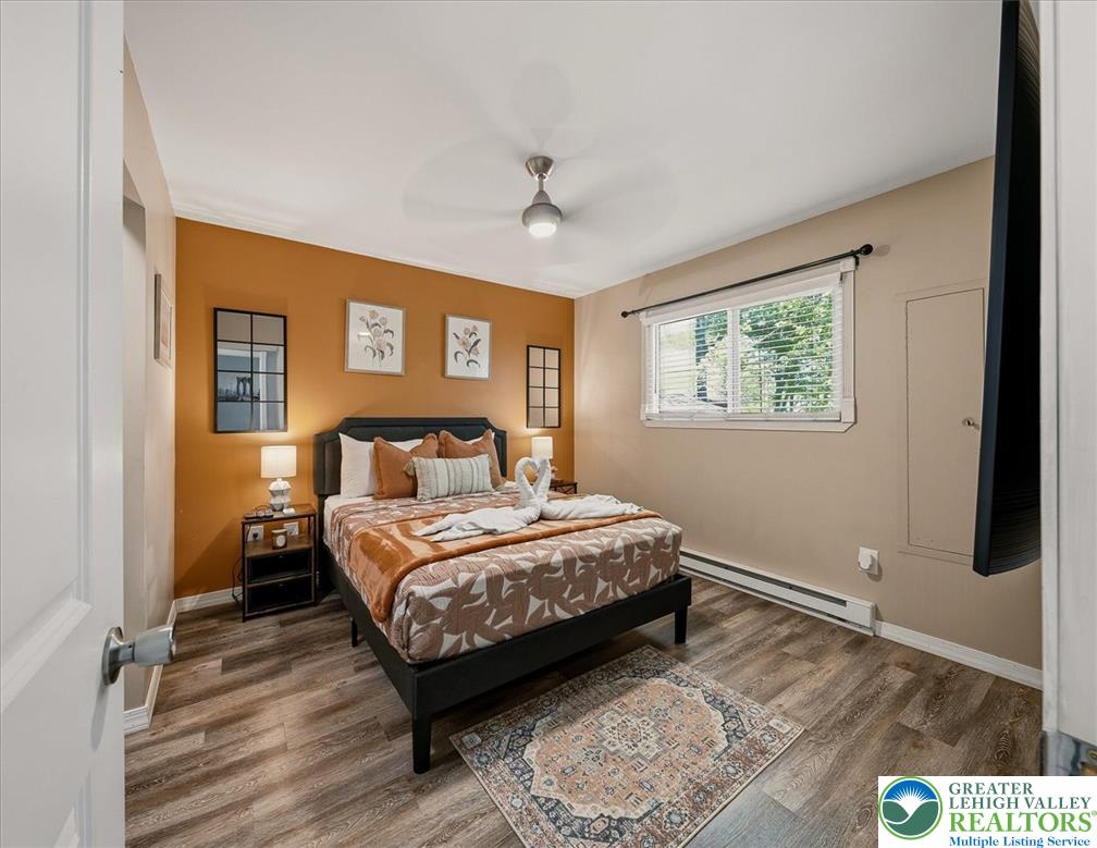1739 Rolling Hills Drive Property Photo 4