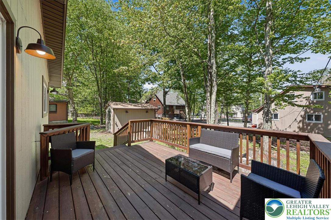 1739 Rolling Hills Drive Property Photo 22
