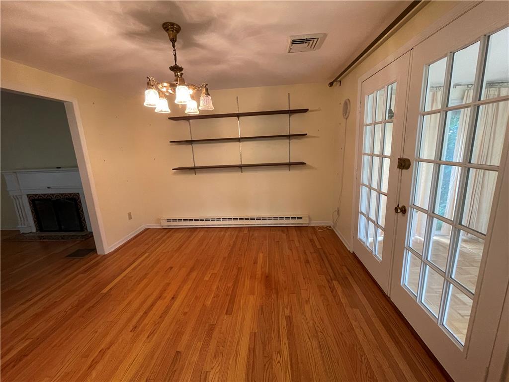 1320 Dalehurst Drive Property Photo 2