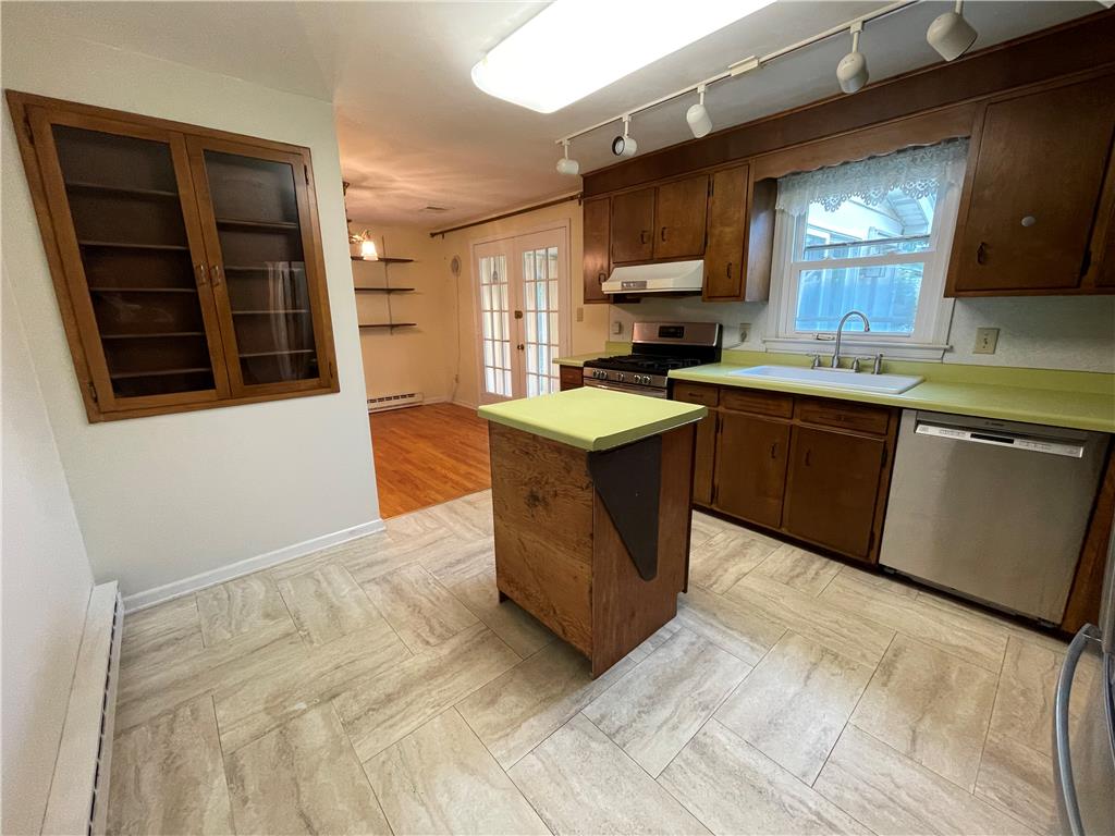 1320 Dalehurst Drive Property Photo 5