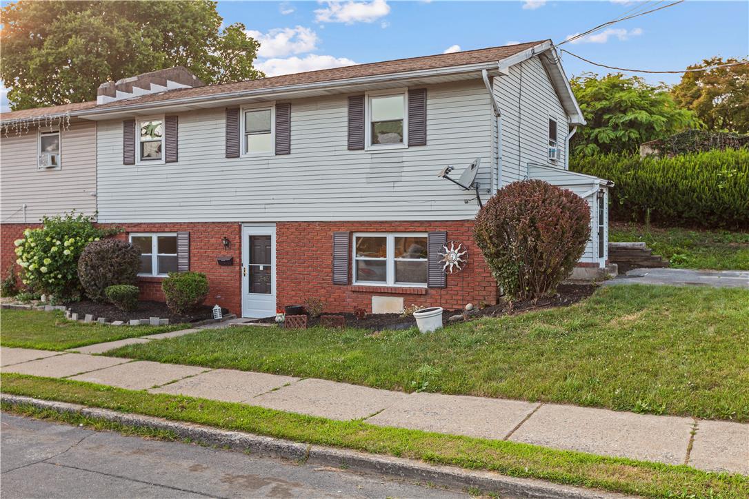 1545 West Tremont Street Property Photo 2
