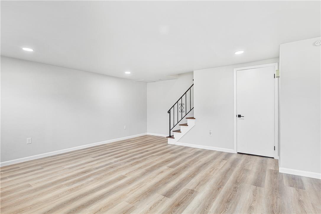 1545 West Tremont Street Property Photo 5