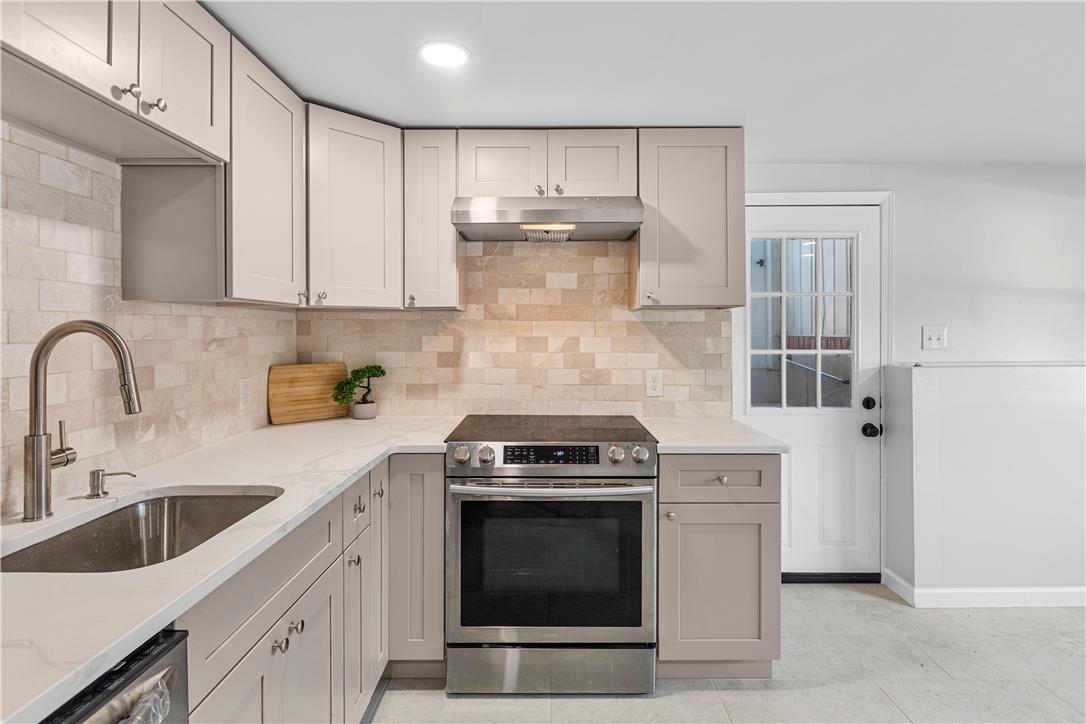1545 West Tremont Street Property Photo 14