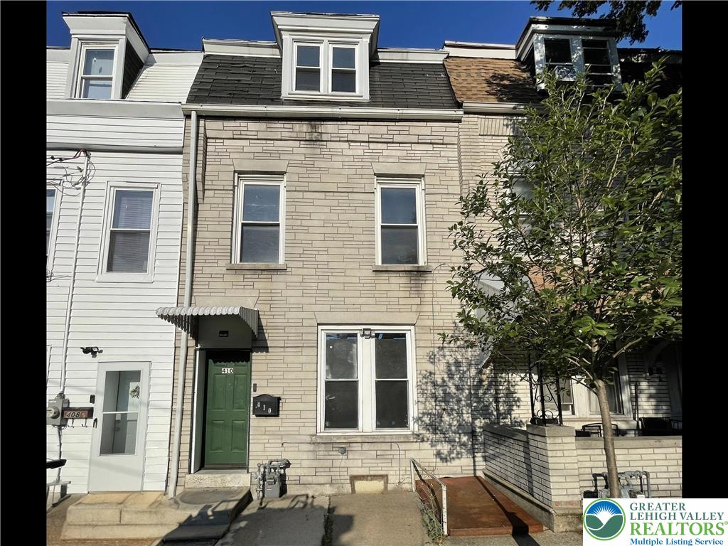 410 North 2nd Street Property Photo 1