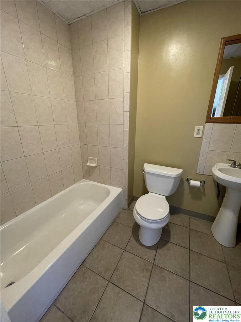410 North 2nd Street Property Photo 16