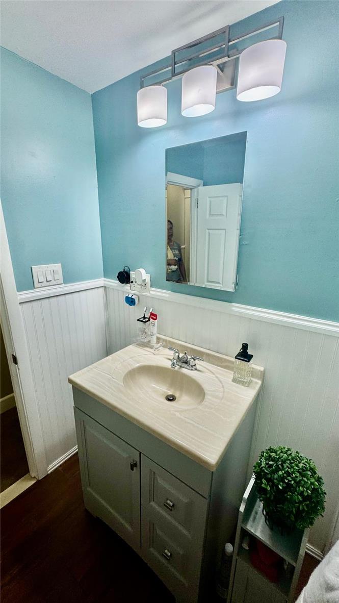 932 Fernwood Street Property Photo 16