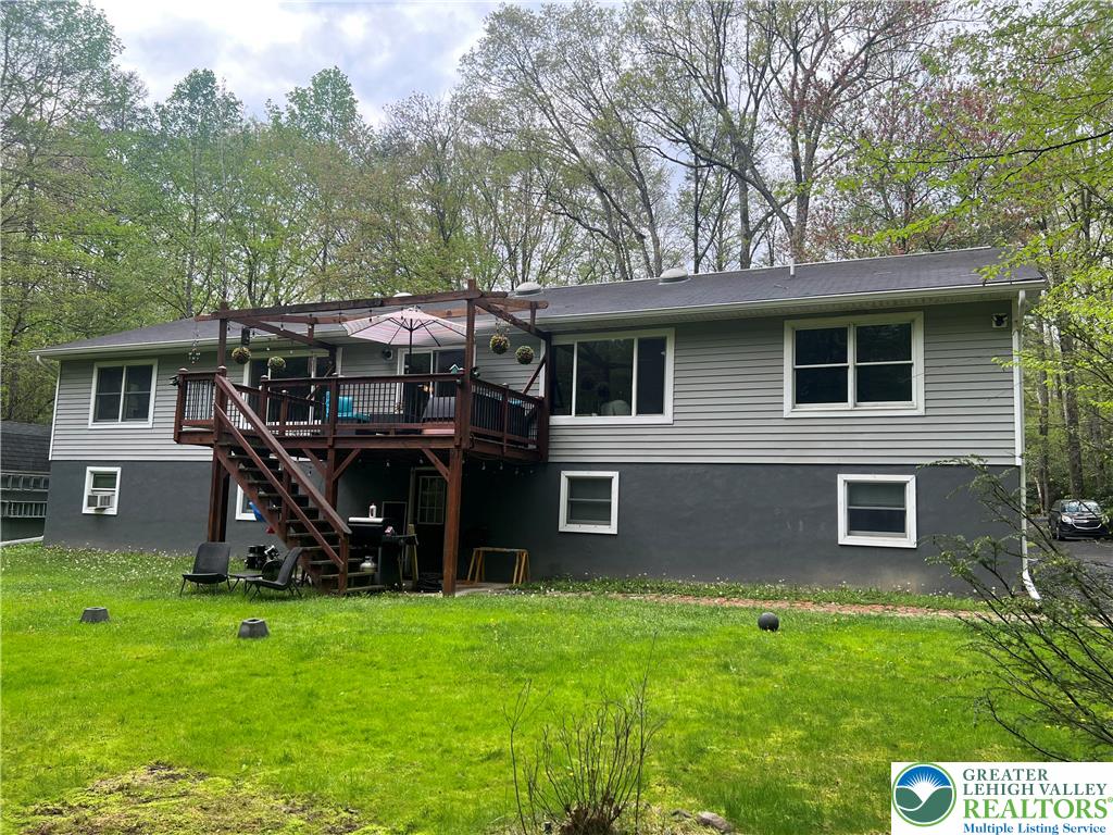 199 Lower Valley Drive Property Photo 4