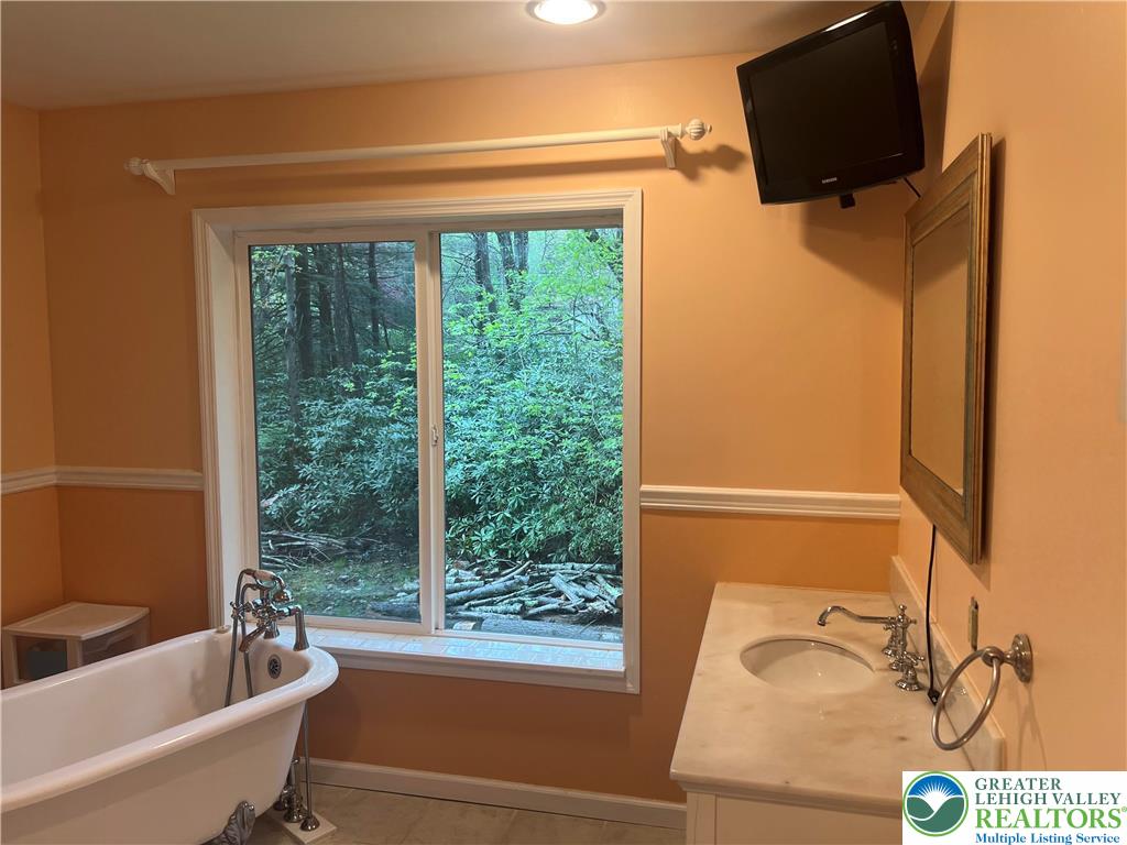 199 Lower Valley Drive Property Photo 23