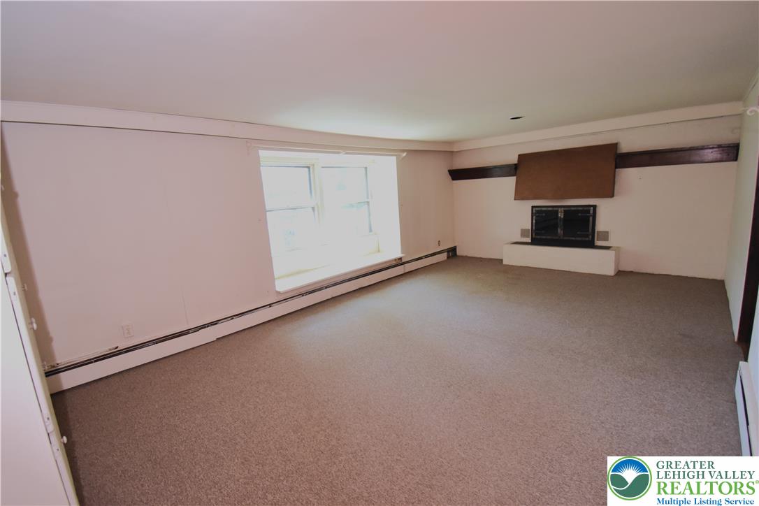 24 East Plainfield Avenue Property Photo 4
