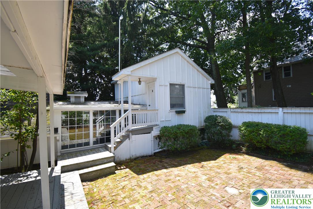 24 East Plainfield Avenue Property Photo 14