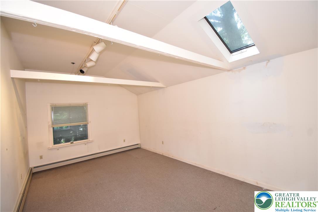 24 East Plainfield Avenue Property Photo 15