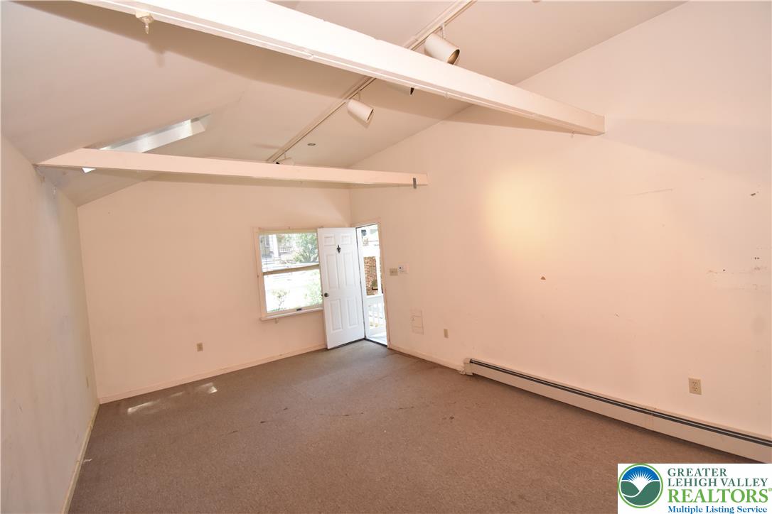 24 East Plainfield Avenue Property Photo 16