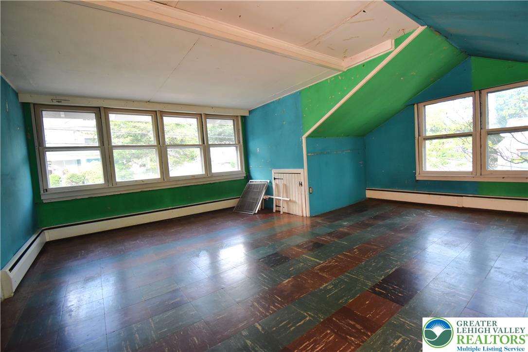 24 East Plainfield Avenue Property Photo 21