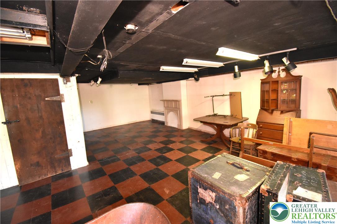 24 East Plainfield Avenue Property Photo 25