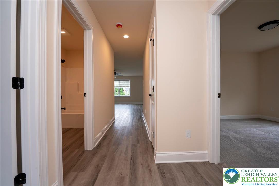 160 William Street Property Photo 20