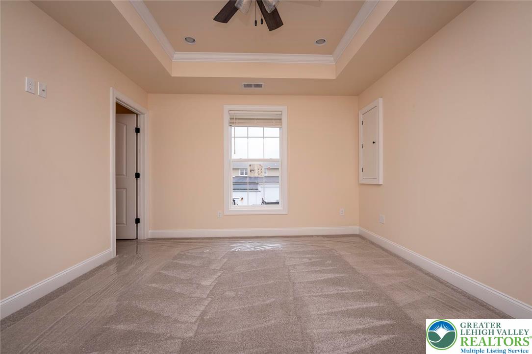160 William Street Property Photo 21