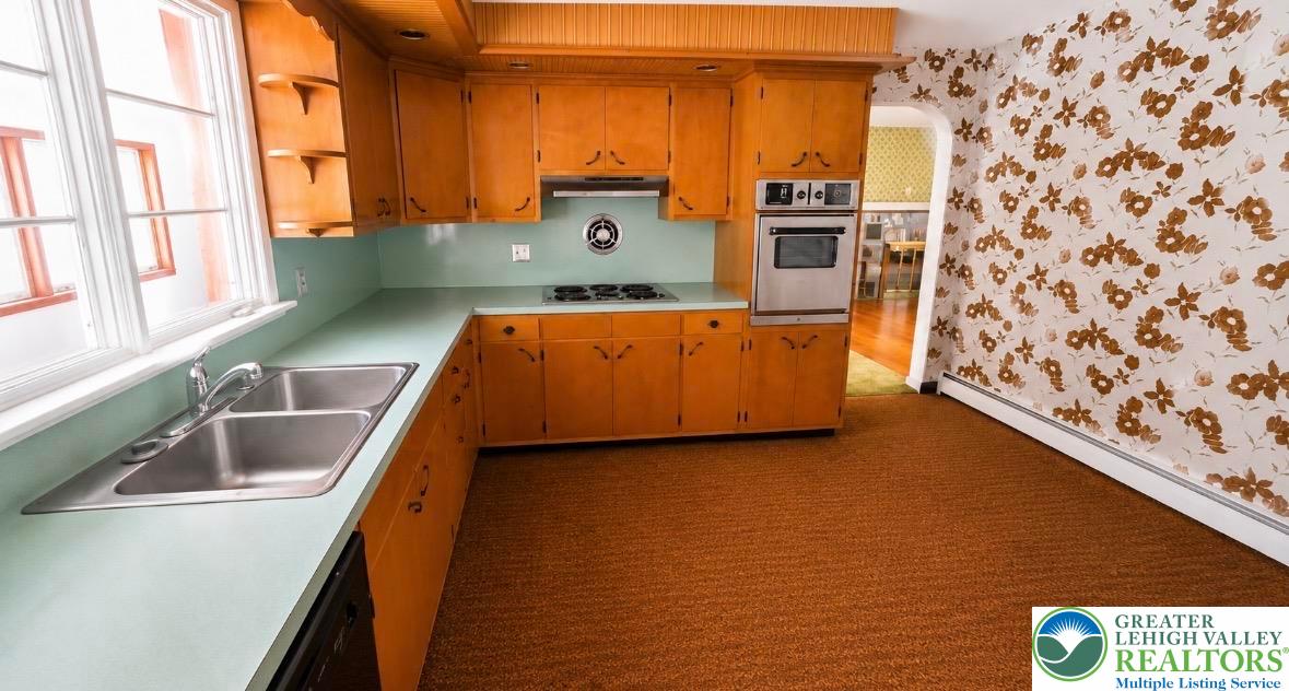 1306 Trexlertown Road Property Photo 5