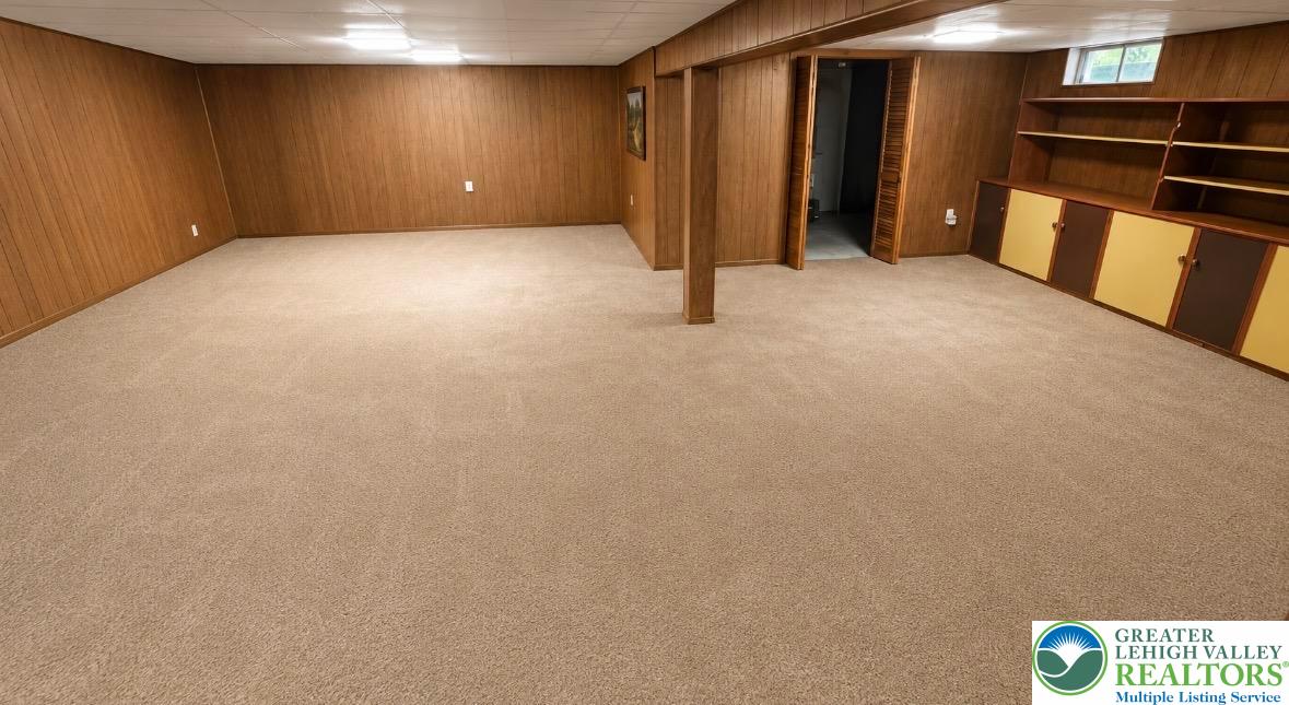 1306 Trexlertown Road Property Photo 11