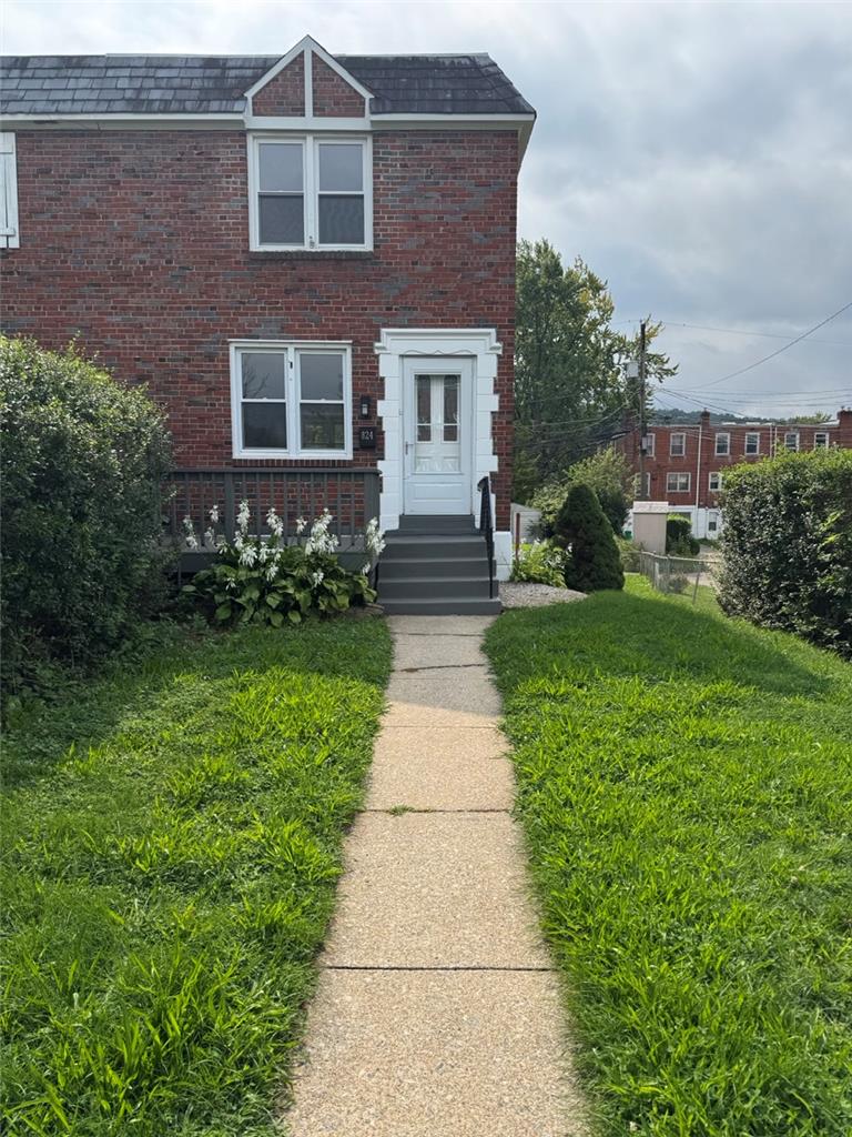 824 Benton Street Property Photo 1