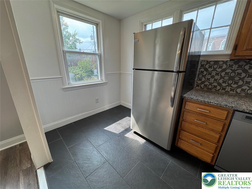 824 Benton Street Property Photo 4