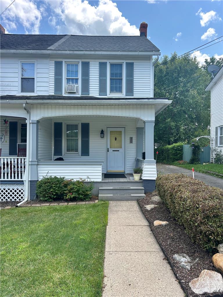 320 Pennsylvania Avenue Property Photo 1