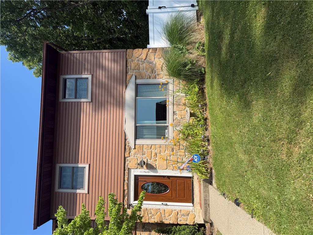 129 Johnson Court Property Photo 1